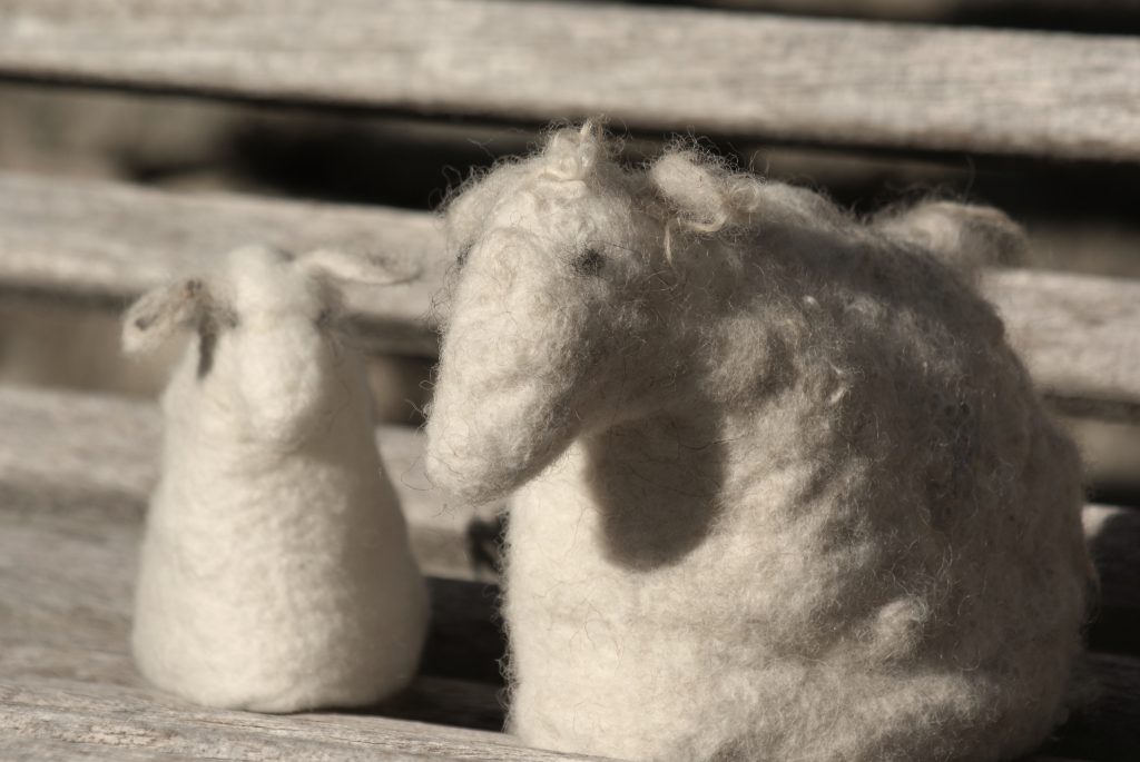 moutons en feutre